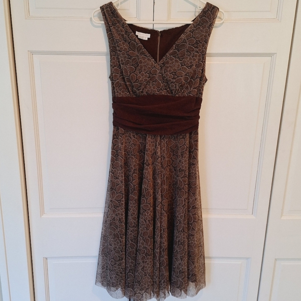 London Times formal lace overlay dress